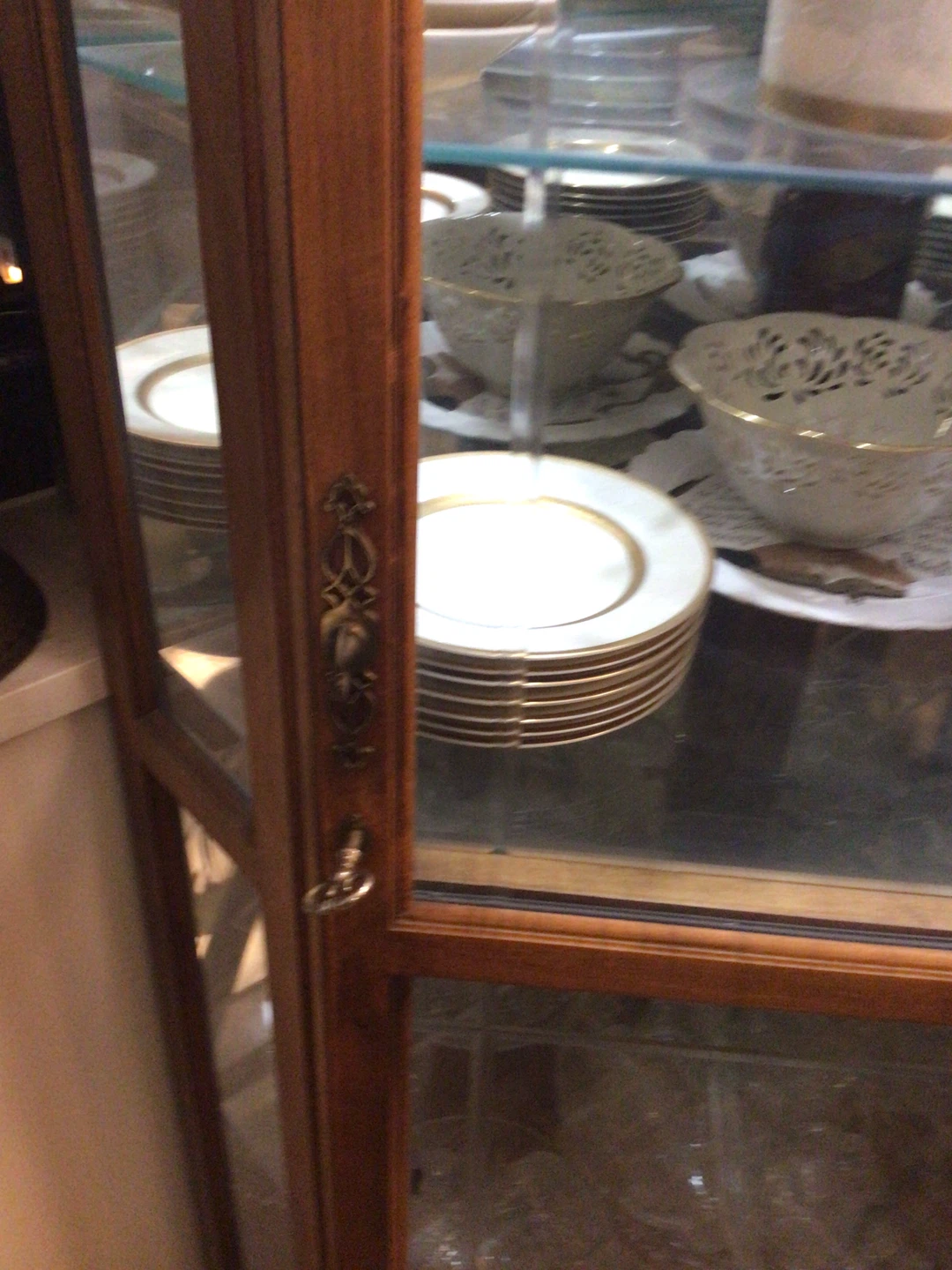 Vintage Bombay Company Curved Cabinet - photo 4