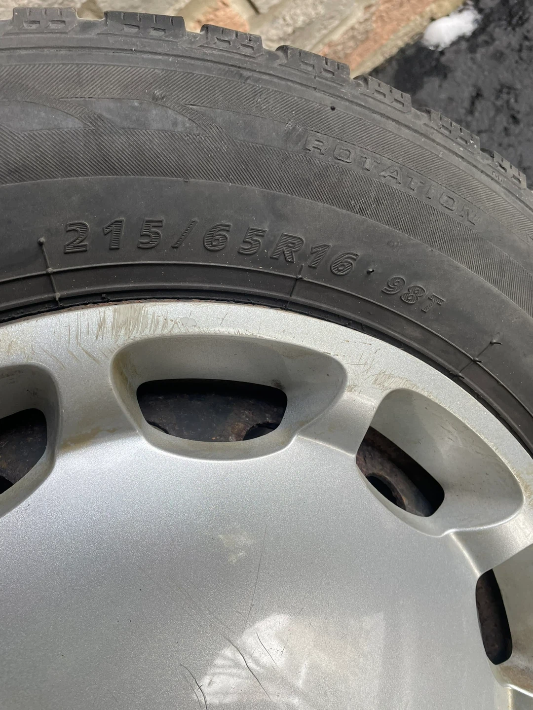 Set Of 4-Winter Claw Snow Tires- 215/65R16 - photo 4