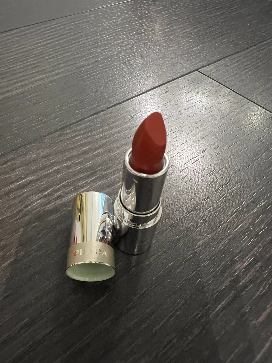 Mini Prada Monochrome Hyper Matte Lipstick - B03 Mahogany - photo 2