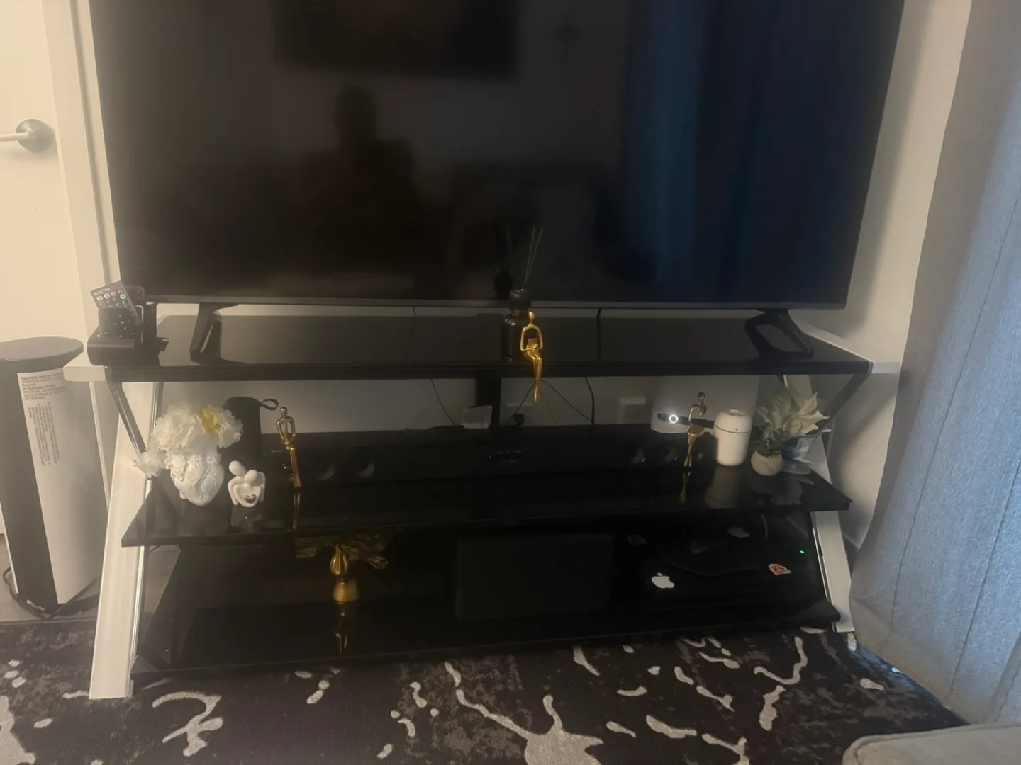 Modern Black & White TV Stand image indicator(3)