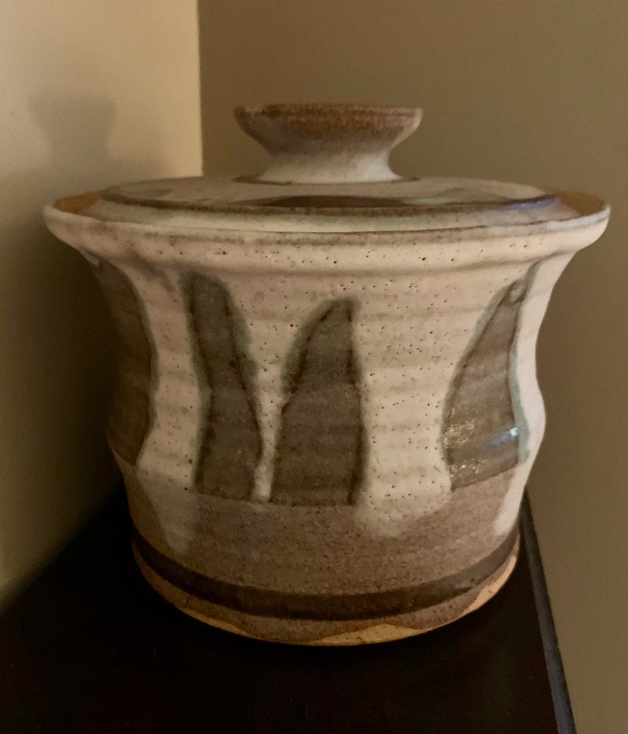 Rodney Maxwell-Muir Pottery Lidded Pot image indicator(6)