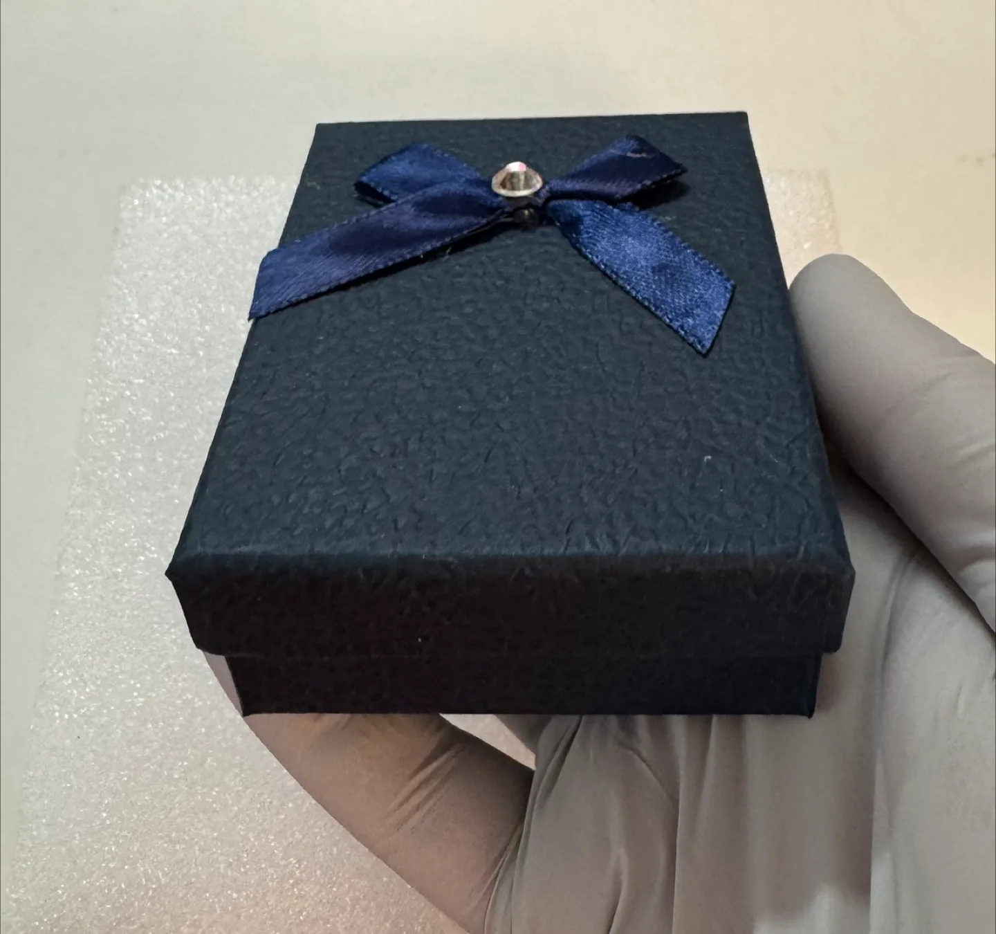 Double Red Hearts Gold Plated Bangle Bracelet NEW! image indicator(6)