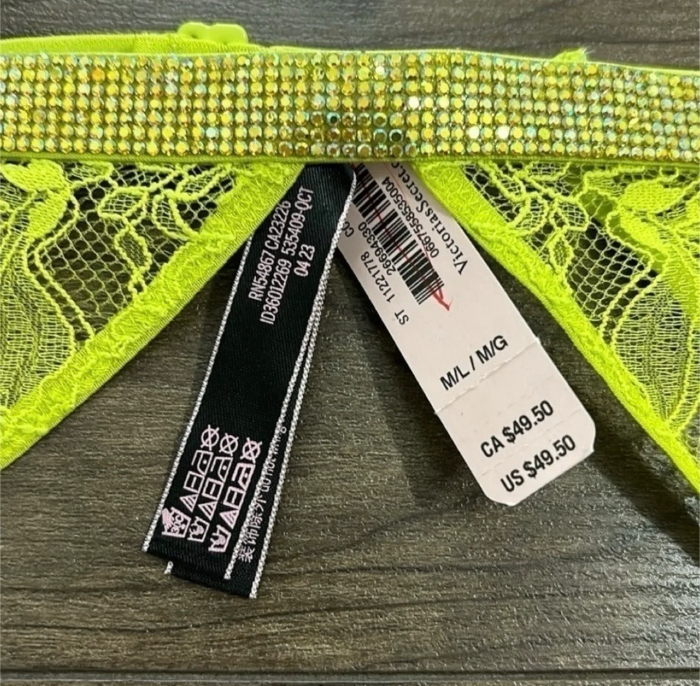 BNWT! Victoria’s Secret Lace Garter - Limelight Green image indicator(6)