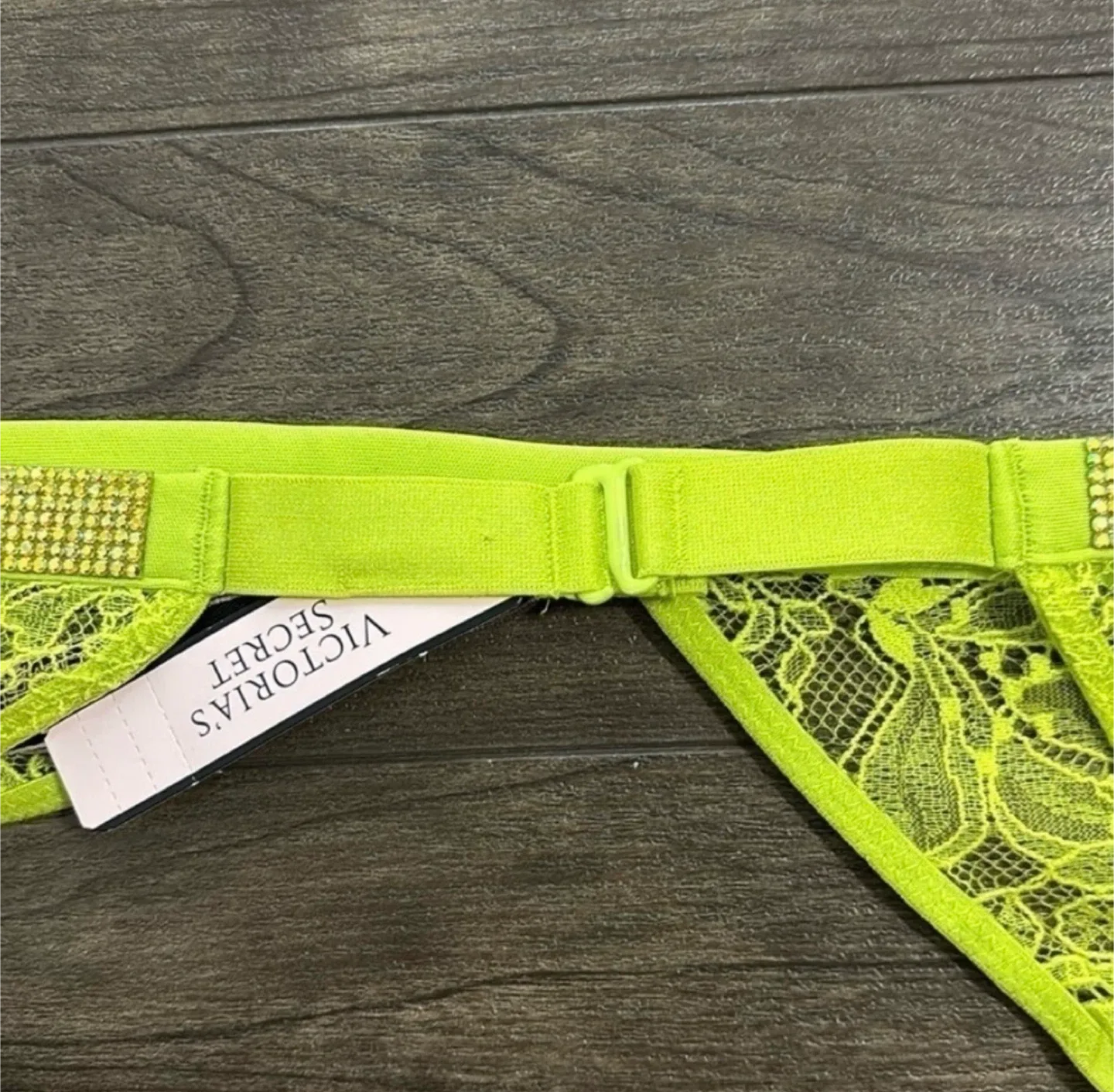 BNWT! Victoria’s Secret Lace Garter - Limelight Green image indicator(9)