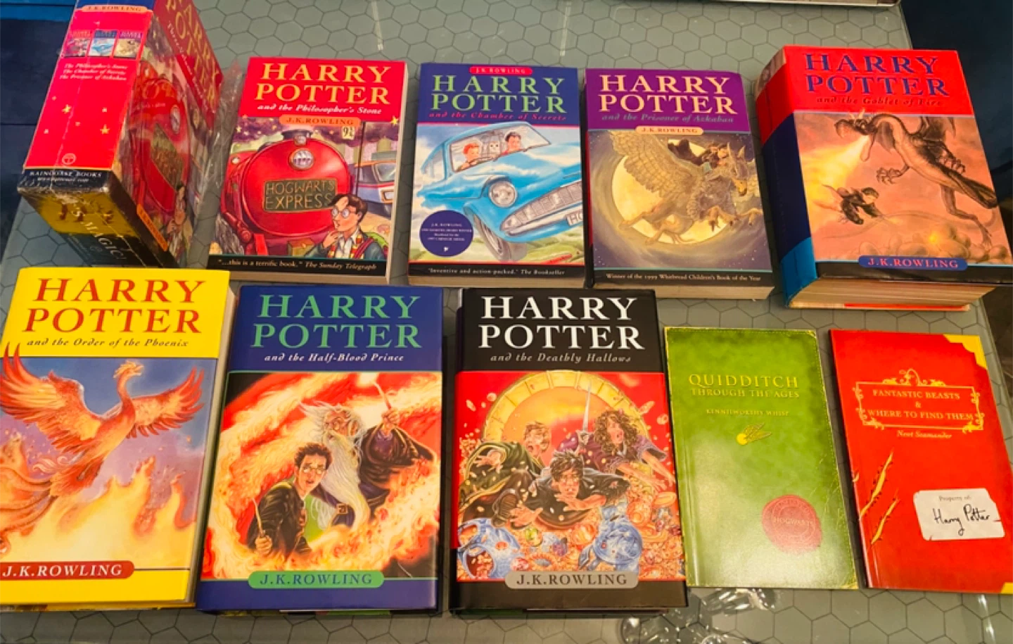 Complete Harry Potter Set (9 Books) 📚
