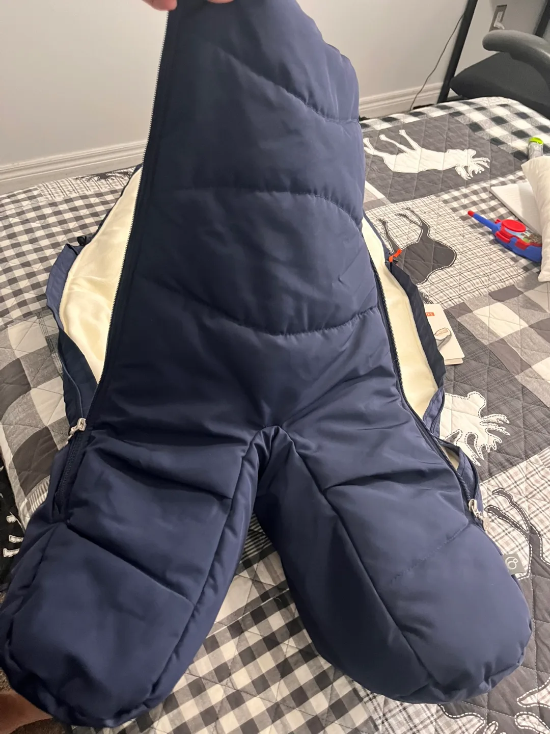 Stokke FootMuff - Navy - like New image indicator(3)