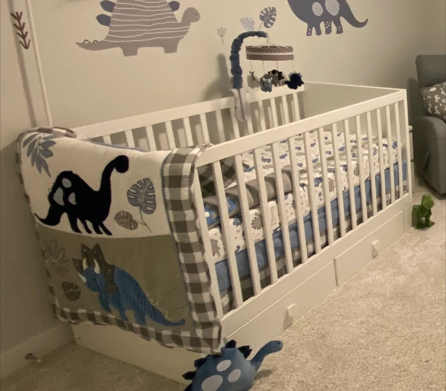 White Baby Crib with 2 drawers (IKEA) image indicator(2)