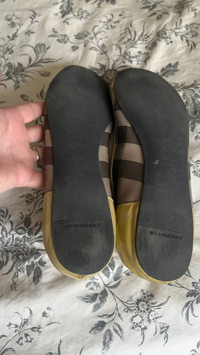 Burberry Ballet Flats image indicator(6)