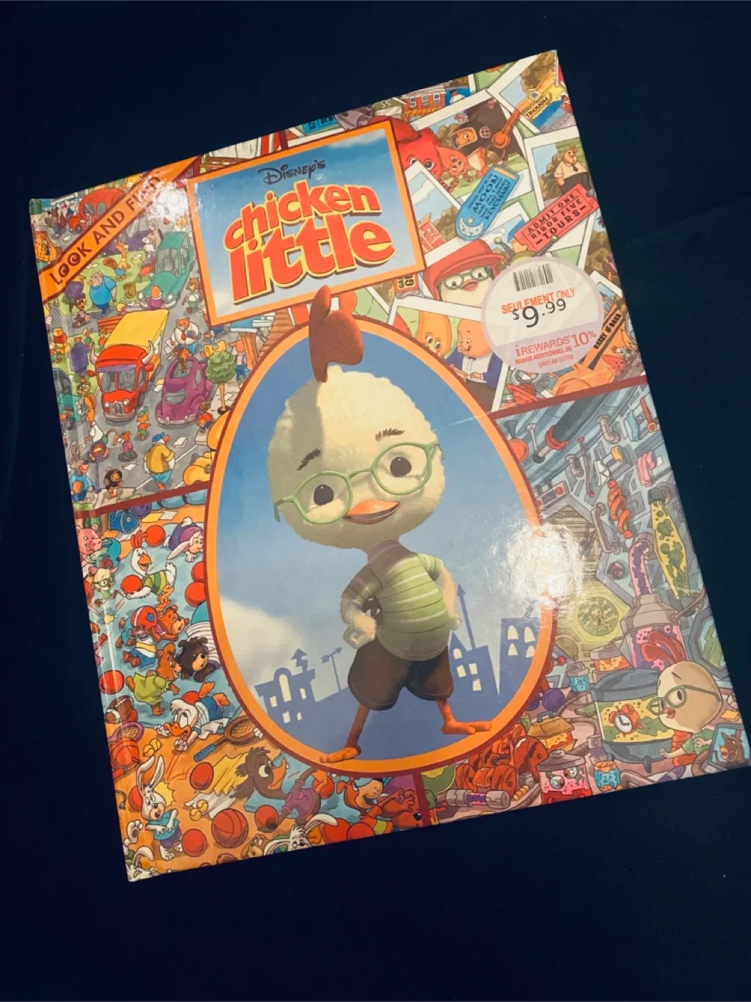 Disney's Chicken Little Look & Find Book thumbnail