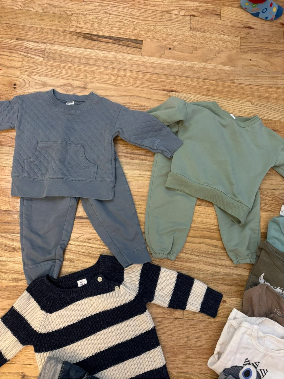 Clothes Size 12-18 months - photo 3