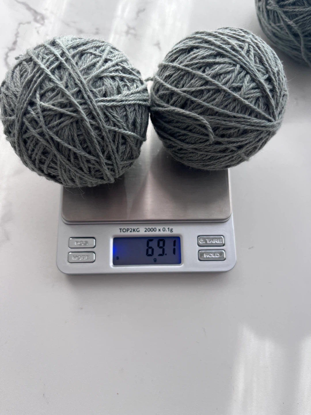 Navia Bummill Yarn - Grey, Lot of 10 - photo 4