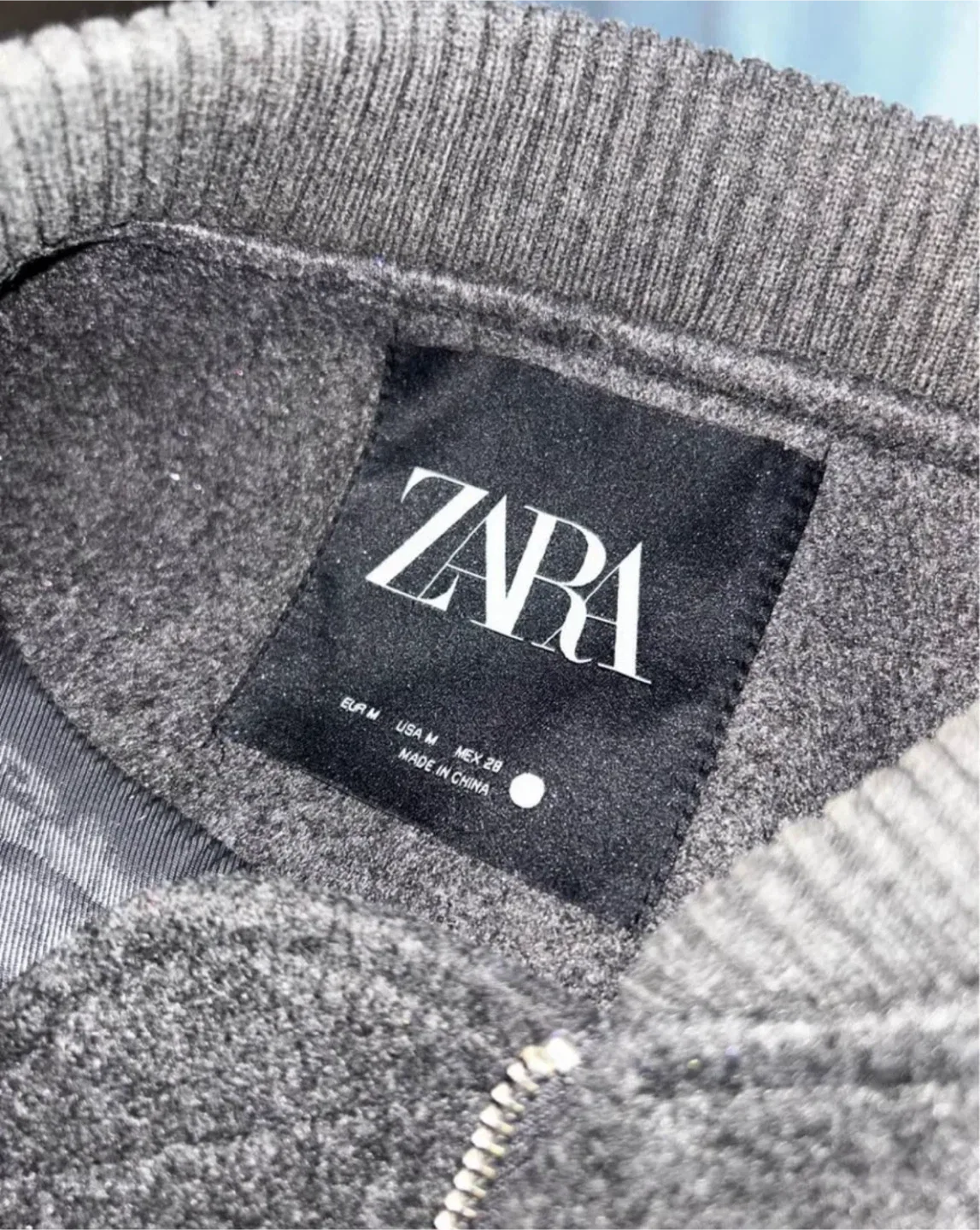 Zara Grey Bomber Jacket - Size M image indicator(3)