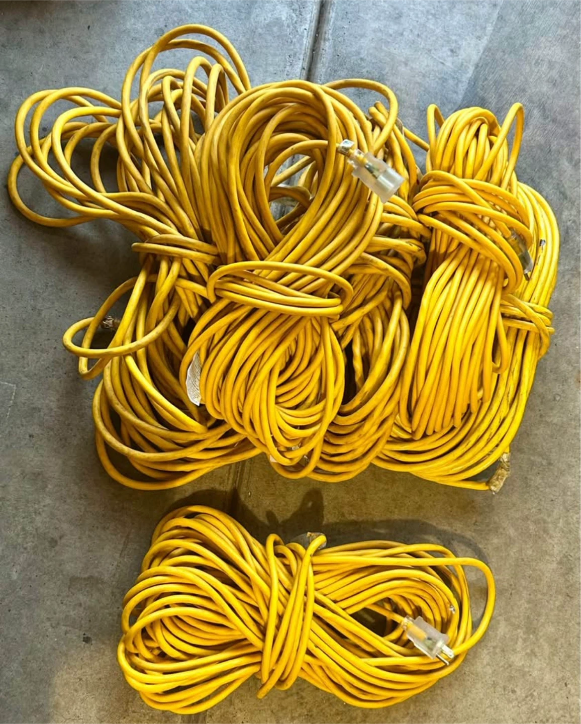 6x Stay-Plug 100 ft Extension Cord
