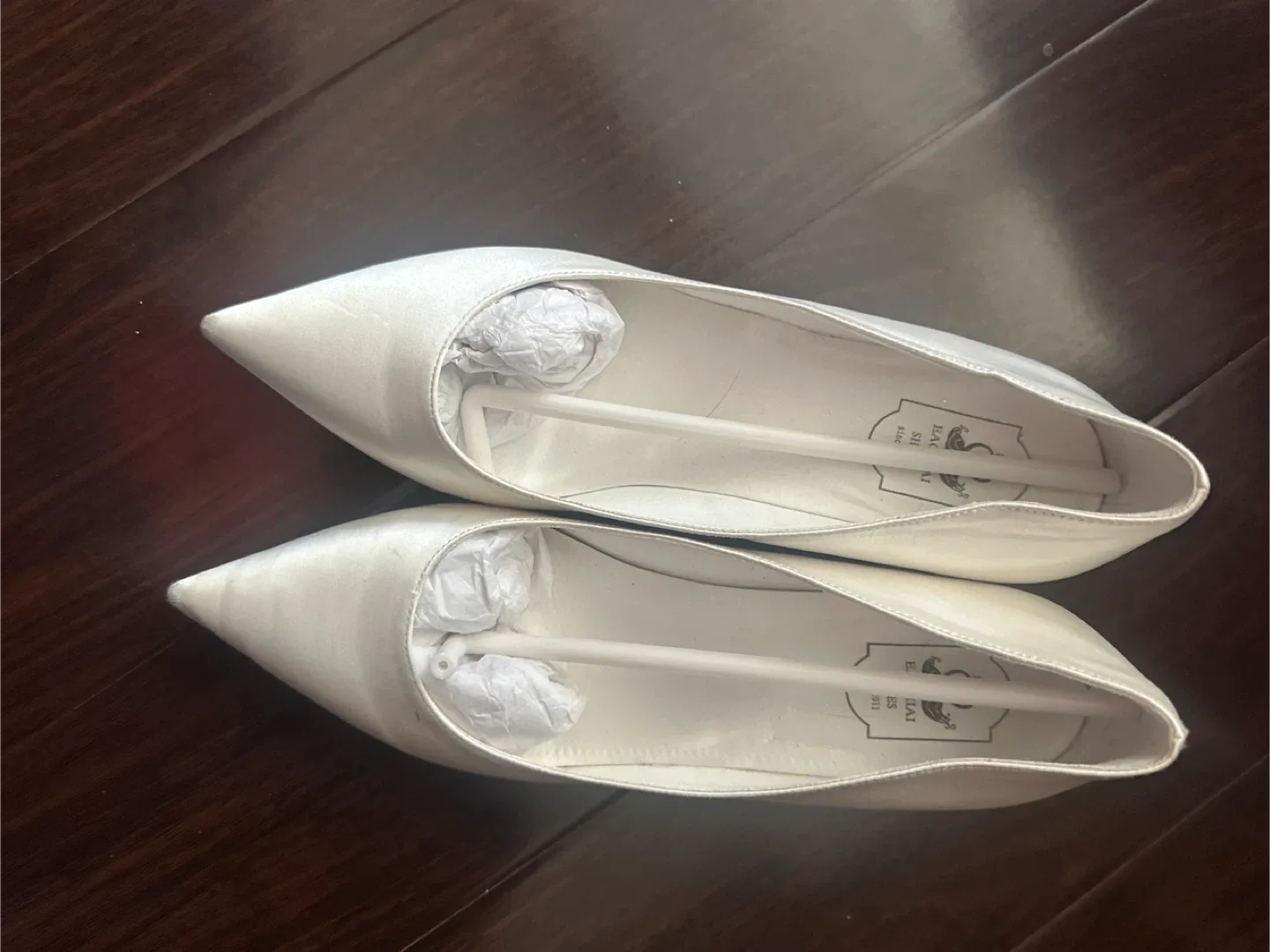 Eachai Ivory Pointed Heels image indicator(3)