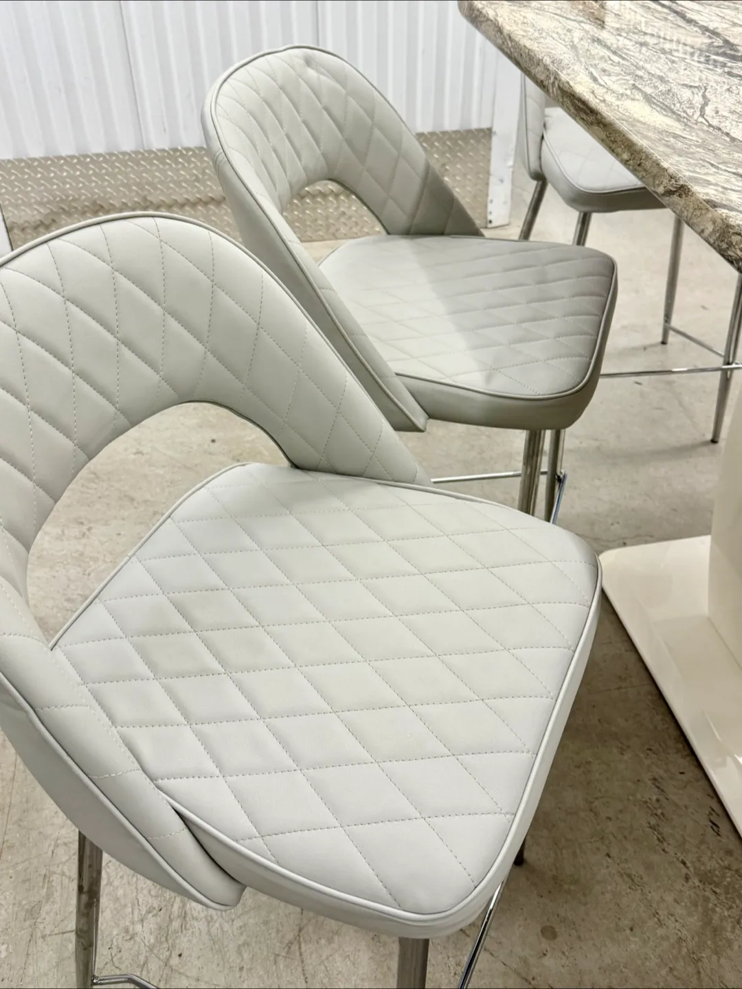 Set of 6 Light Grey Bar Stools image indicator(9)