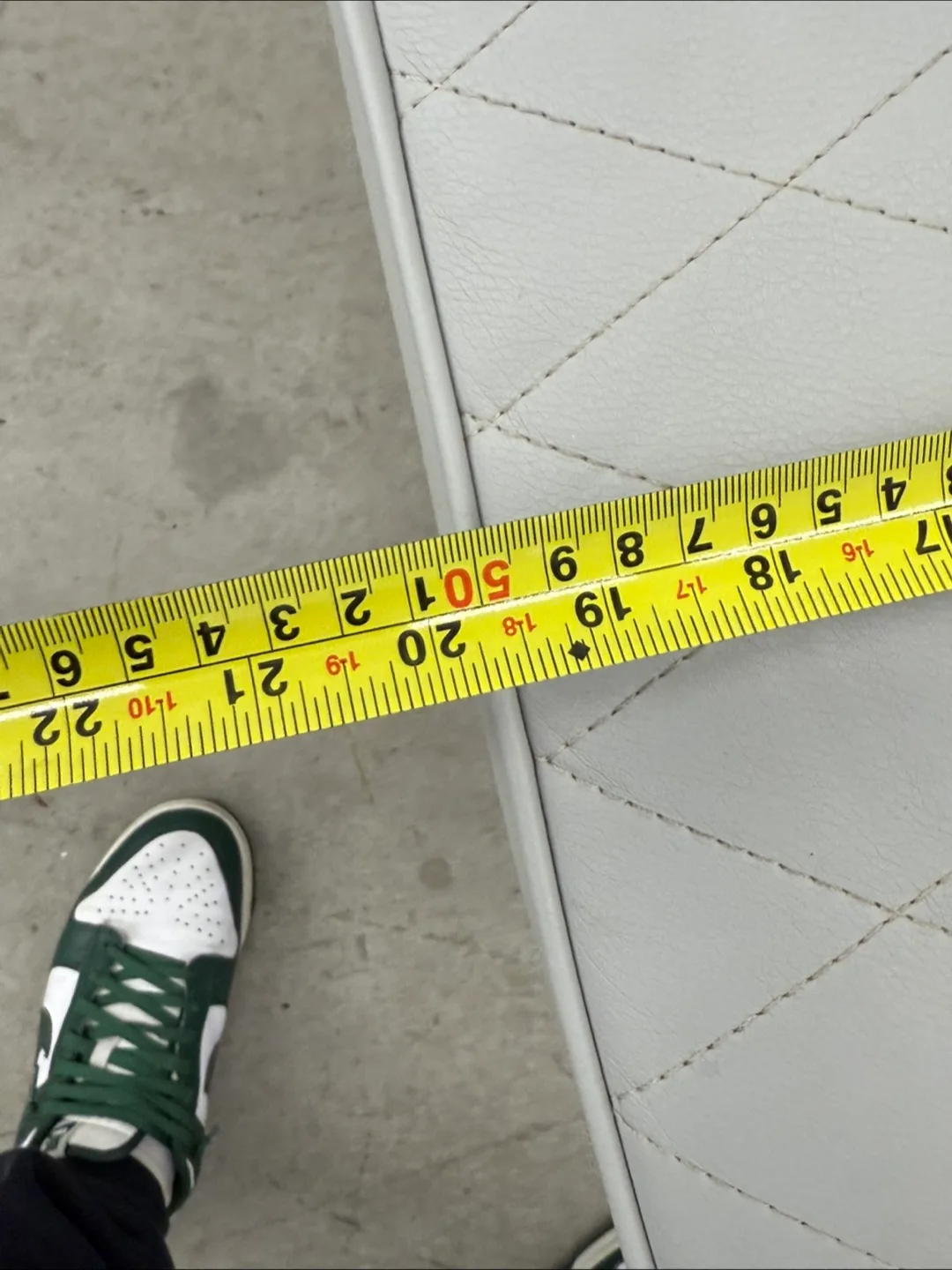 Set of 6 Light Grey Bar Stools image indicator(8)