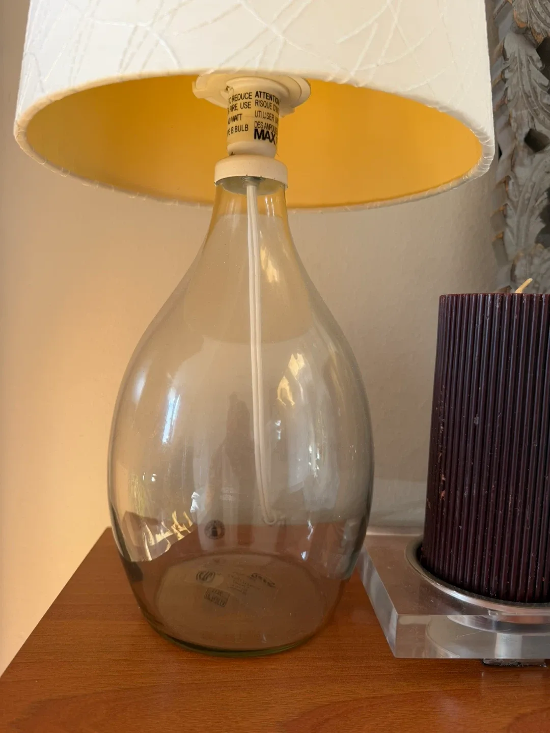 Glass Table Lamp with Shade image indicator(3)