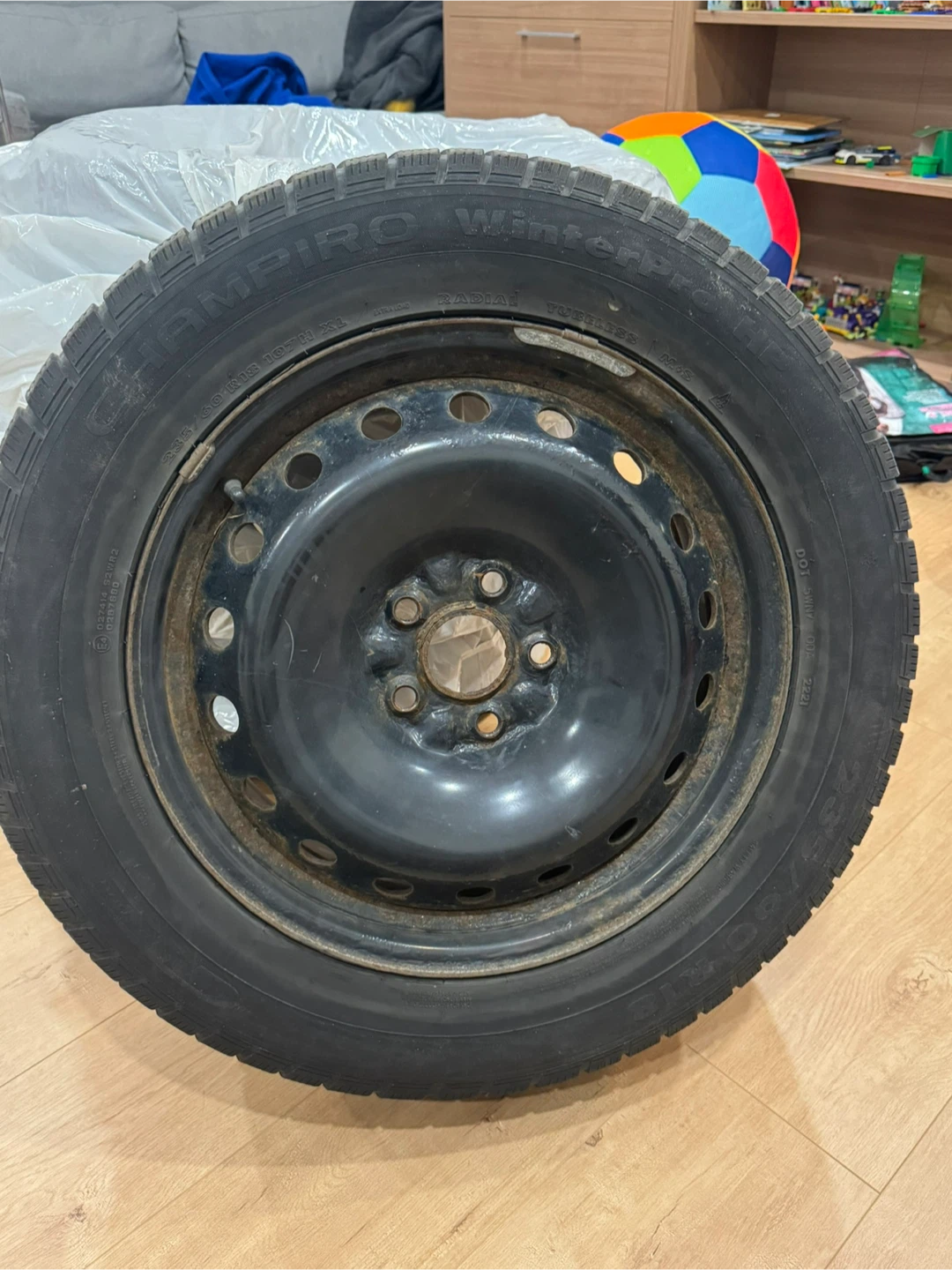 Champiro WinterPro 235/60R18 winter Tires set - photo 2