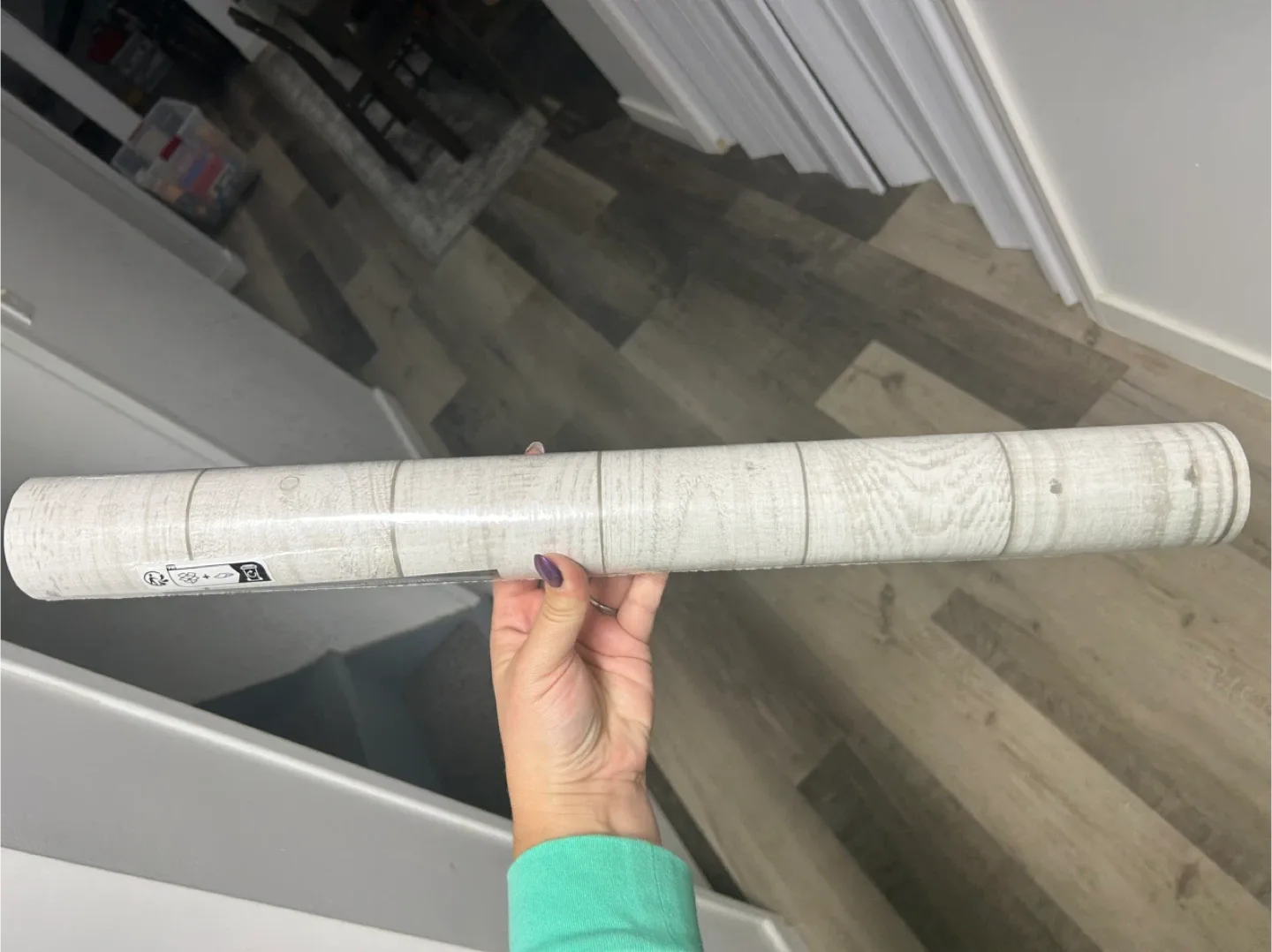 Rustic Sergio Roll Light Gray Wallpaper image indicator(4)