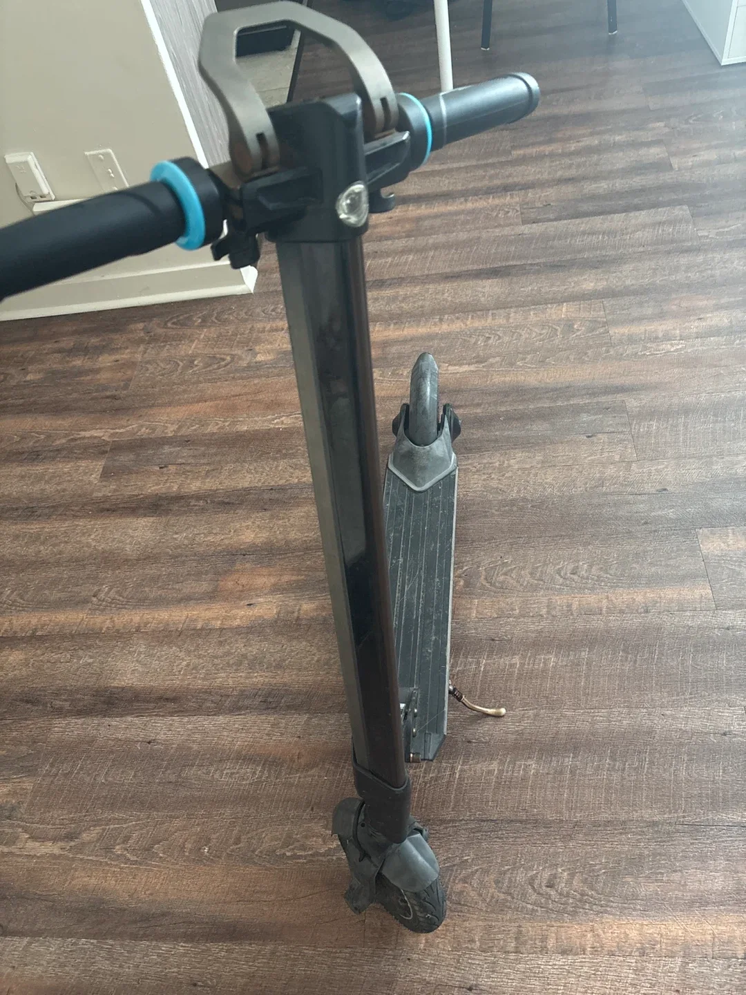 Inmotion L8F Electric Scooter NoCharger image indicator(2)