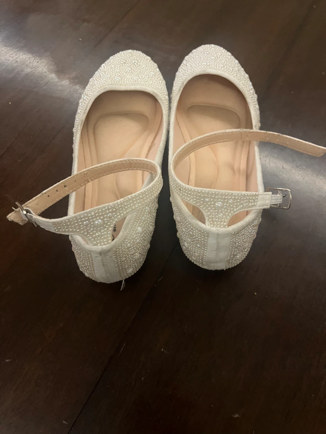 Forever Memory Foam White Shoes - Size 5.5 - photo 3