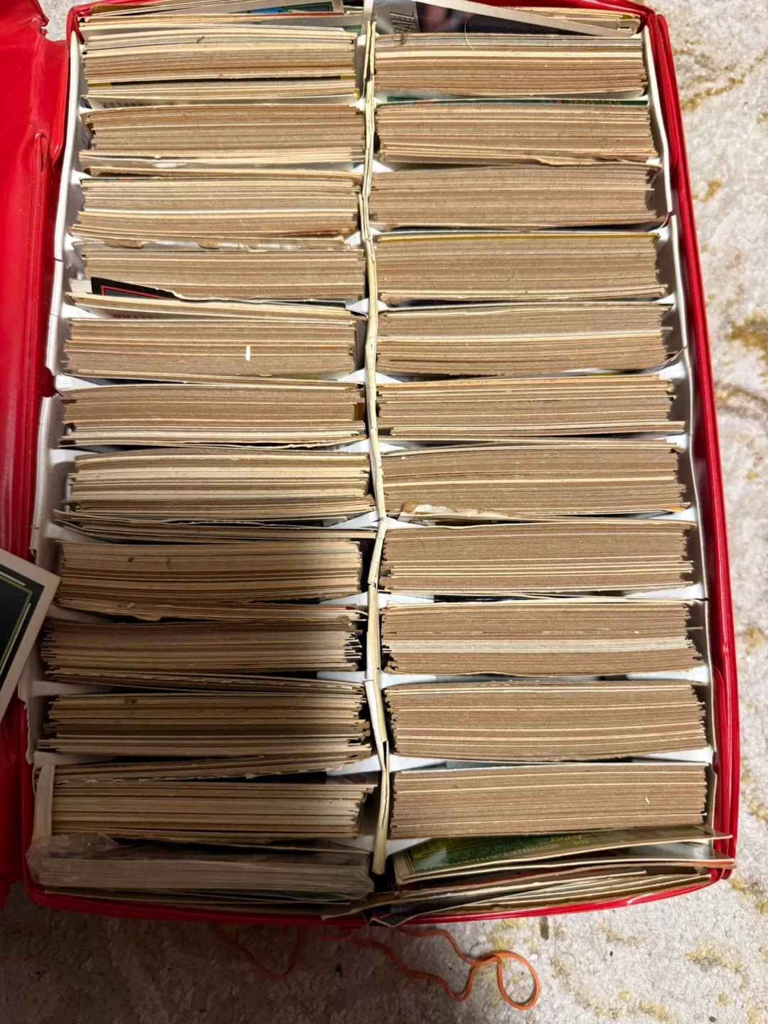 Vintage 1987 Tara Toy Baseball Card Case with Cards image indicator(4)