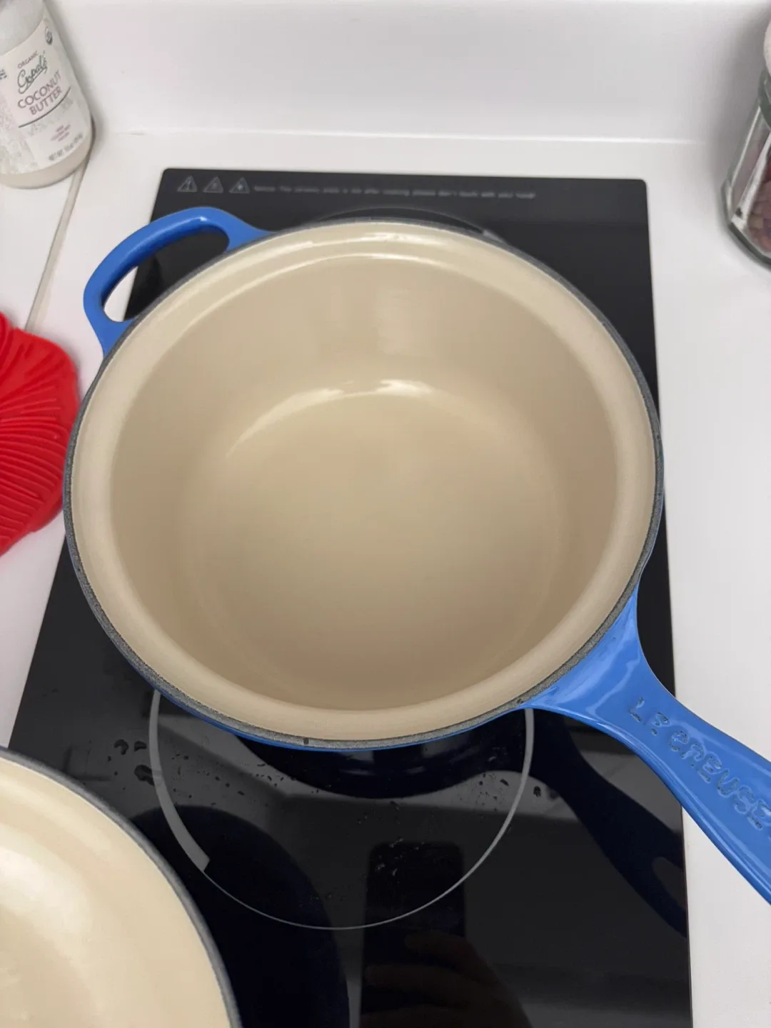 Le Creuset 2.5 quart Saucepan with Lid, Blue image indicator(2)