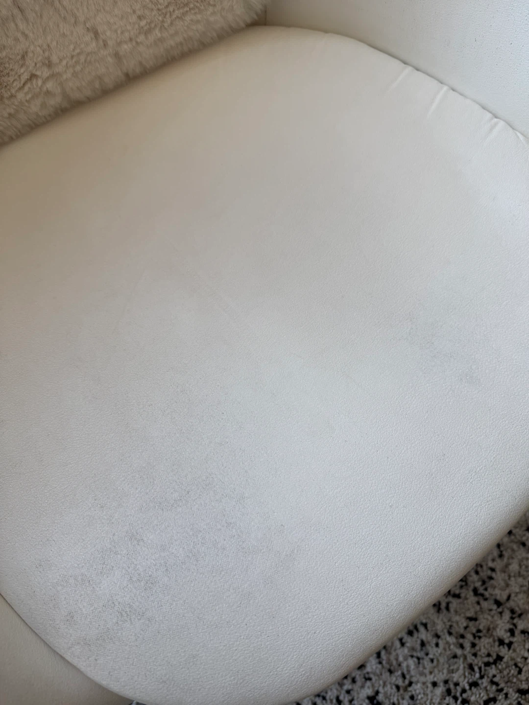 White Office Chair with Furry Cover - photo 4