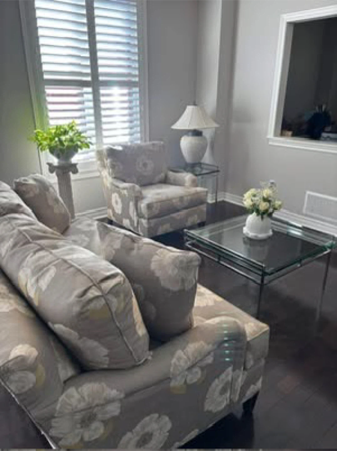 Floral Sofa and Armchair Set - photo 3