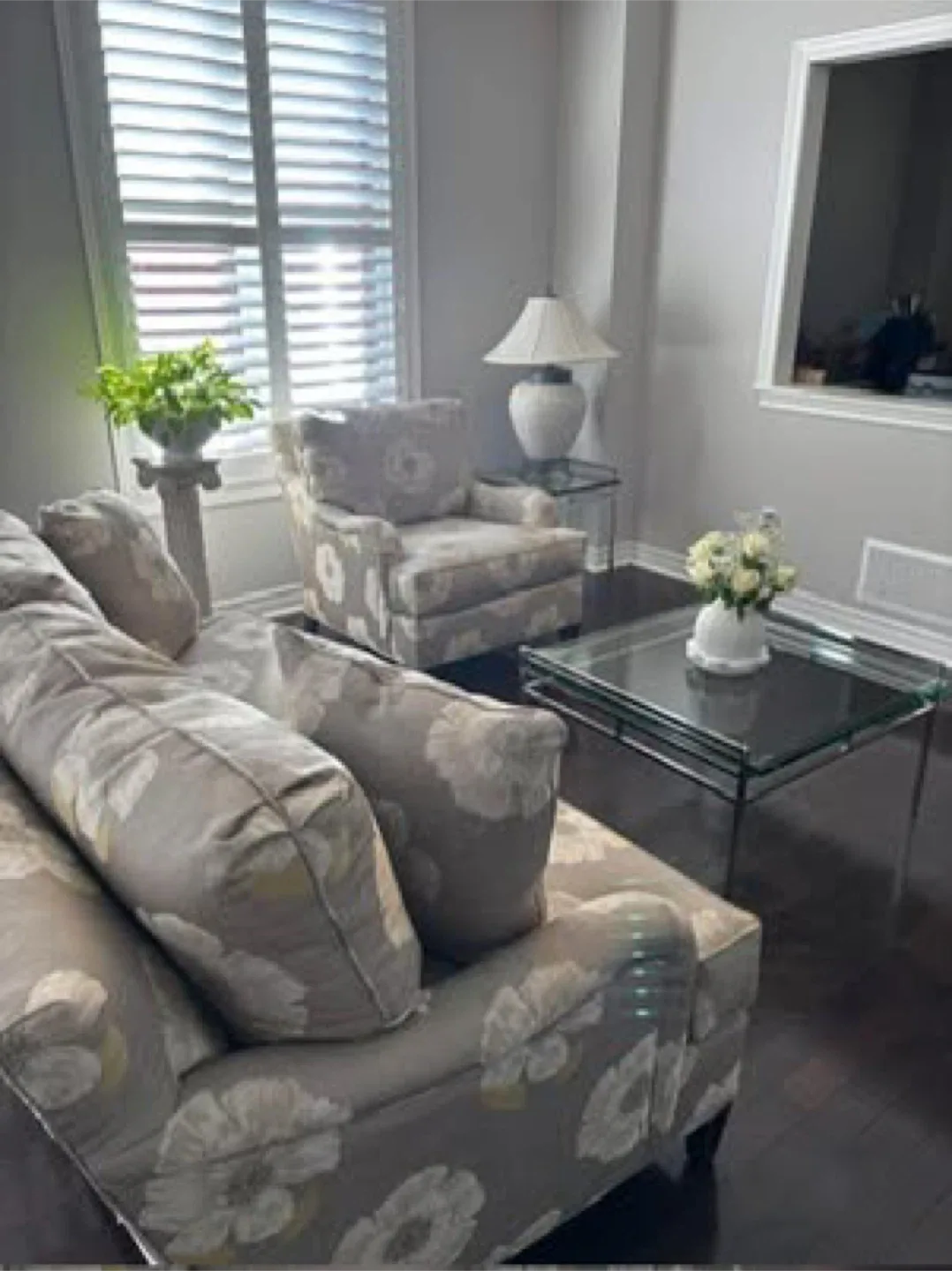 Floral Sofa and Armchair Set image indicator(3)