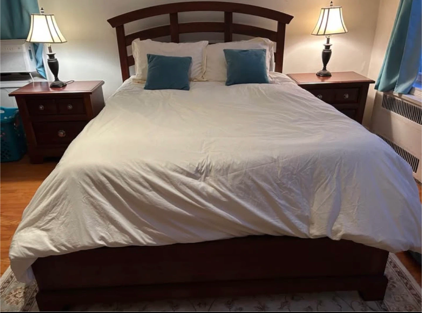 Hardwood Bedroom Set with Cherry Finish - photo 3