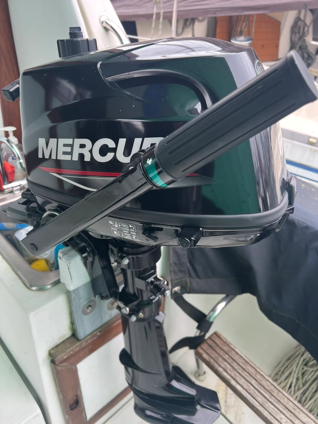 Mercury 6 FourStroke Outboard Motor - Like New! - photo 4