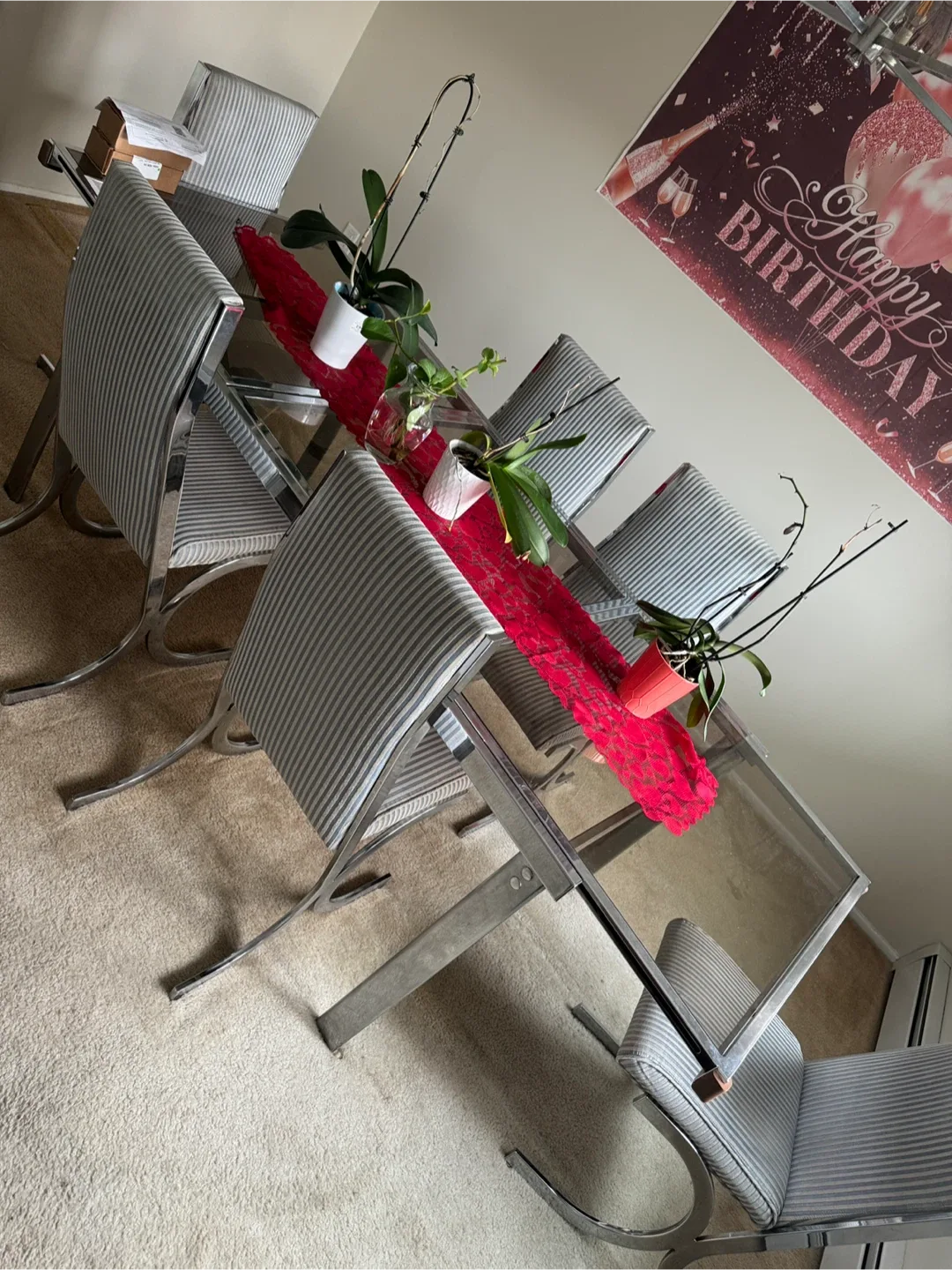 Dining Table with 6 Chairs image indicator(2)