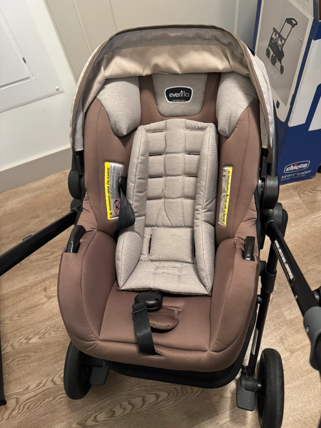 Evenflo Pivot Modular Travel System - photo 2