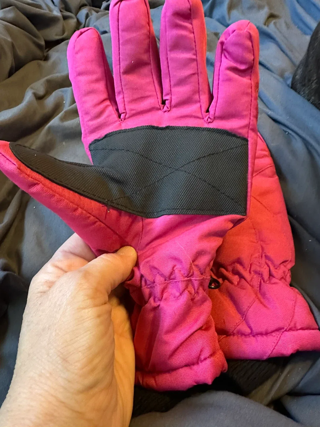 Pink Thinsulate Gloves - Size M image indicator(3)