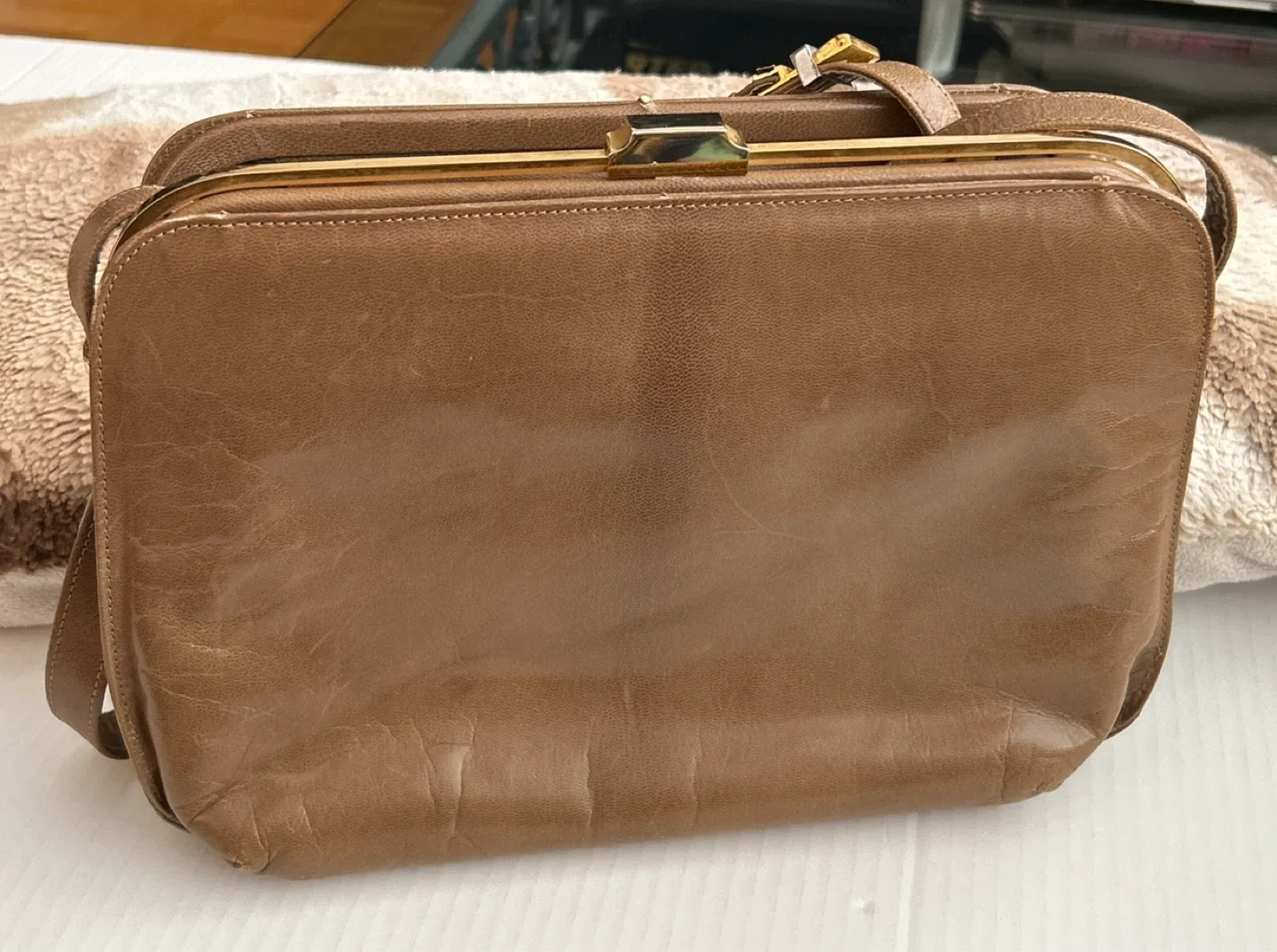 Vintage Goya Brown Leather Shoulder Handbag image indicator(2)