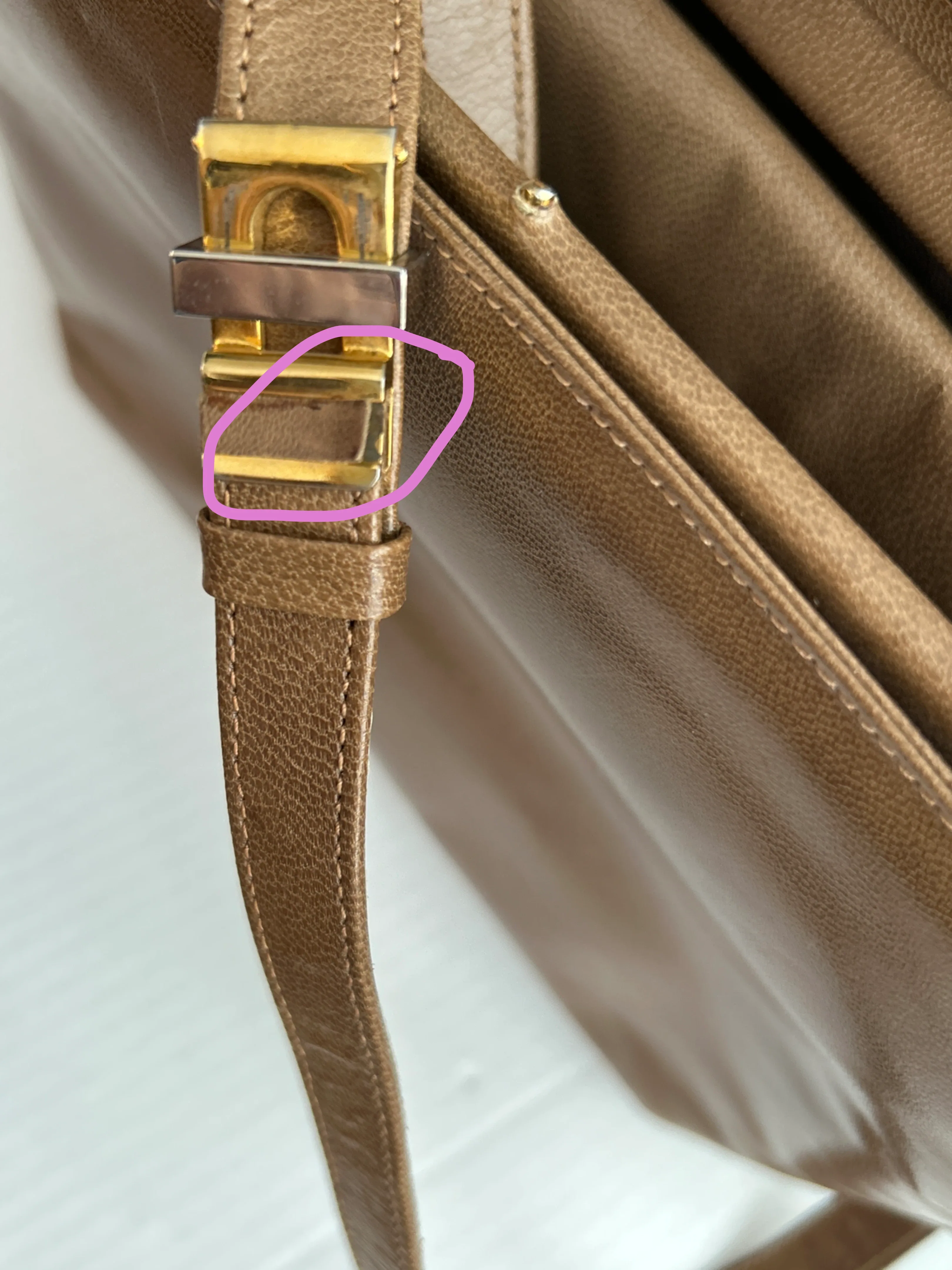 Vintage Goya Brown Leather Shoulder Handbag image indicator(9)