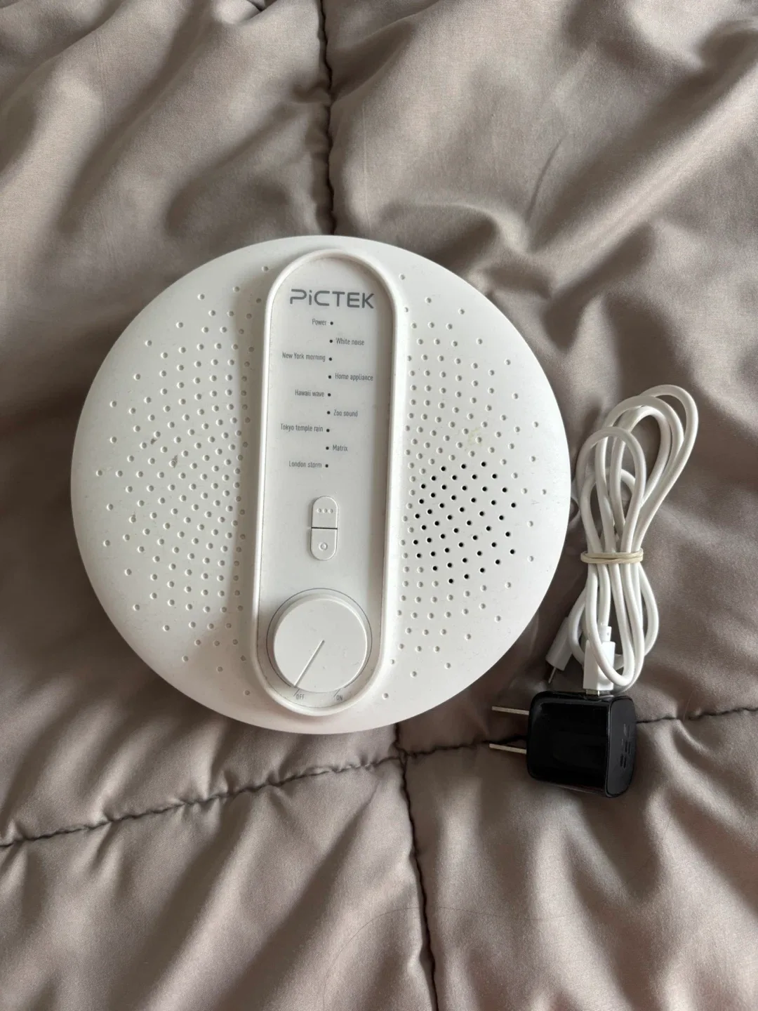NEVER USED Pictek White Noise Machine - Sleep Soundly image indicator(8)
