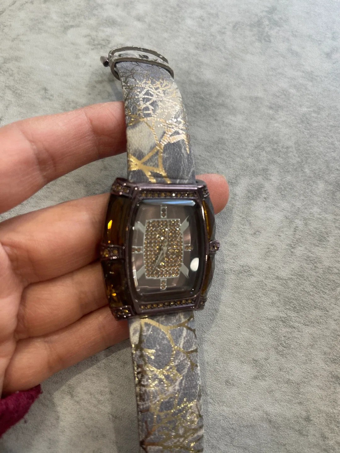 Matio Valentio Women's Watch image indicator(3)