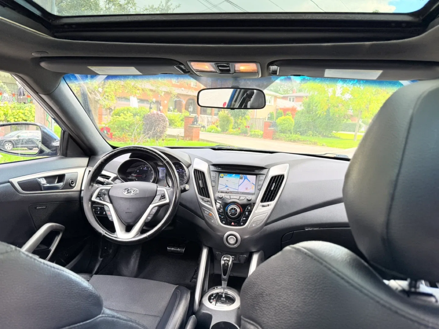 2016 Hyundai Veloster image indicator(10)