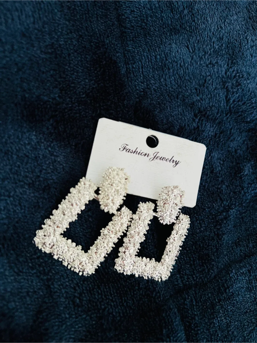 Fashion Jewelry Silver Square Earrings image indicator(2)