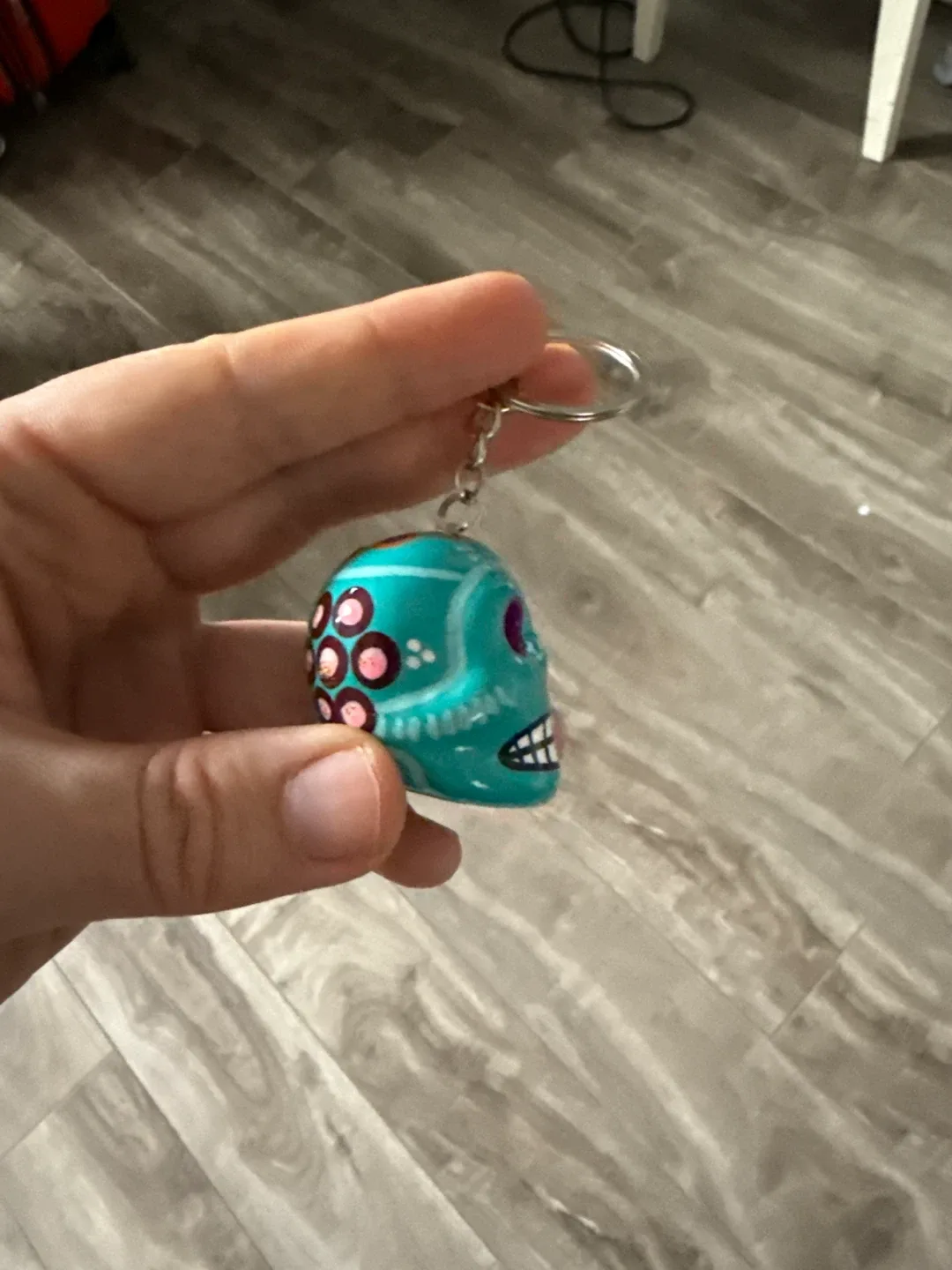 Handmade Turquoise Sugar Skull Keychain image indicator(4)