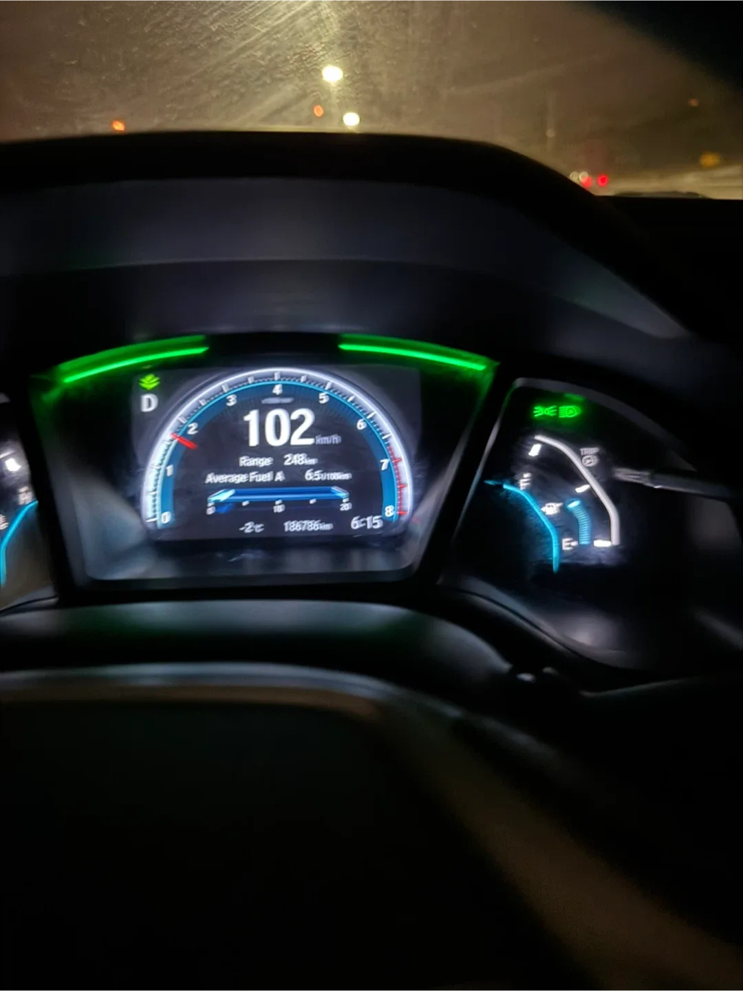 Black Honda Civic image indicator(8)