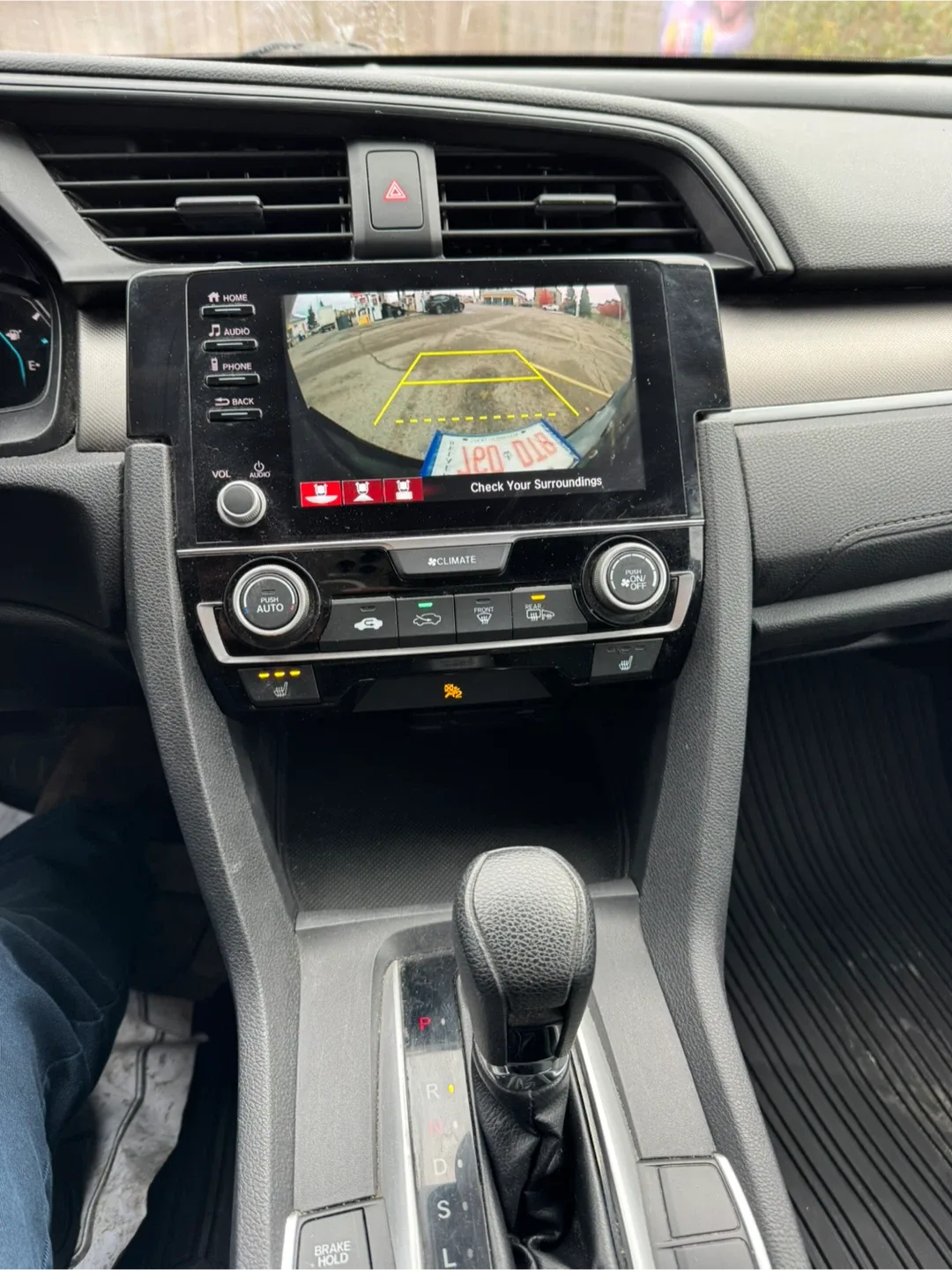 Black Honda Civic image indicator(9)