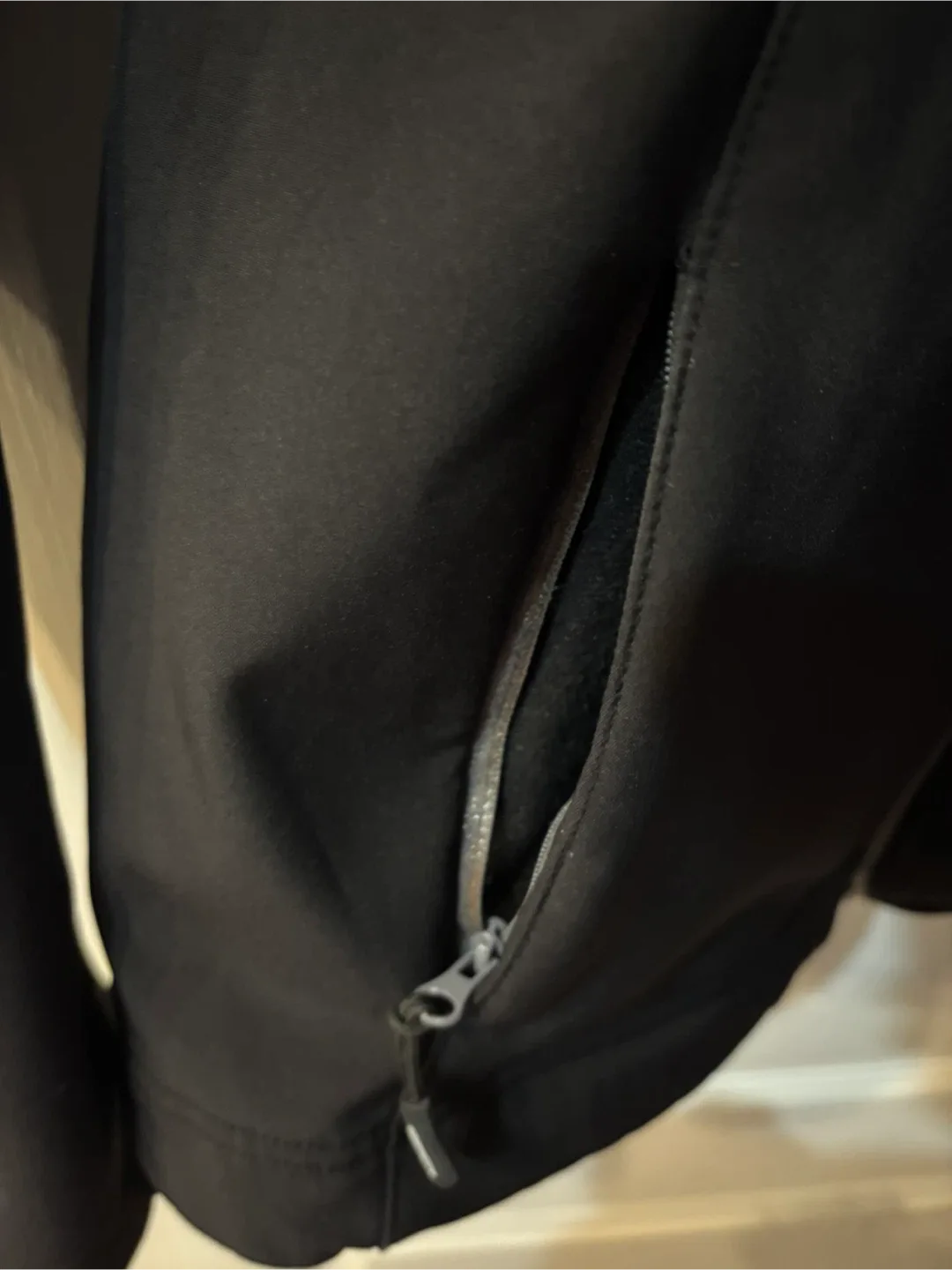 Kombi Black Softshell Jacket image indicator(5)