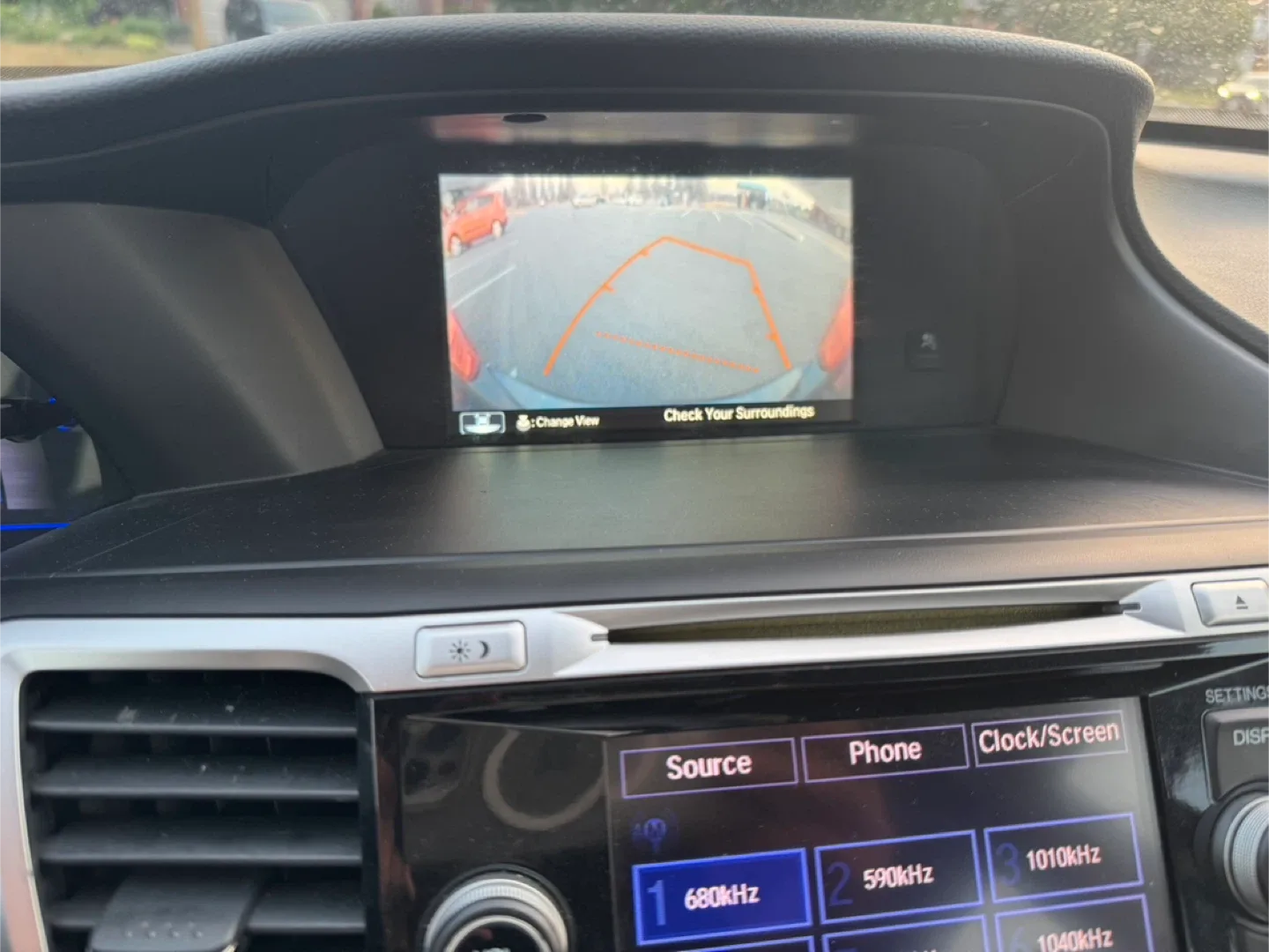 Honda Accord Hybrid - Grey Sedan image indicator(5)