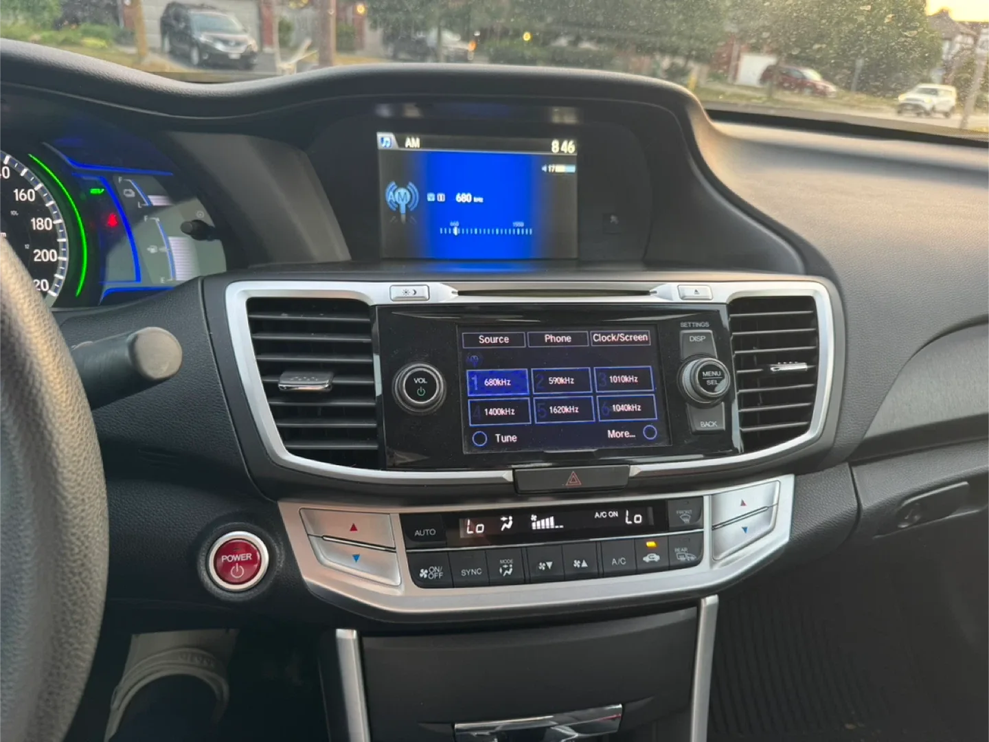 Honda Accord Hybrid - Grey Sedan image indicator(4)