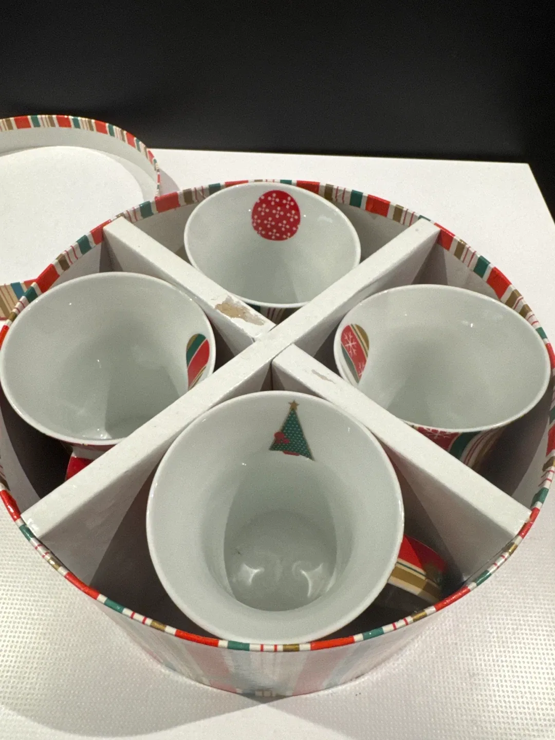 Xmas set Maxwell & Williams Designer Homewares Mug Set w/ Box image indicator(2)