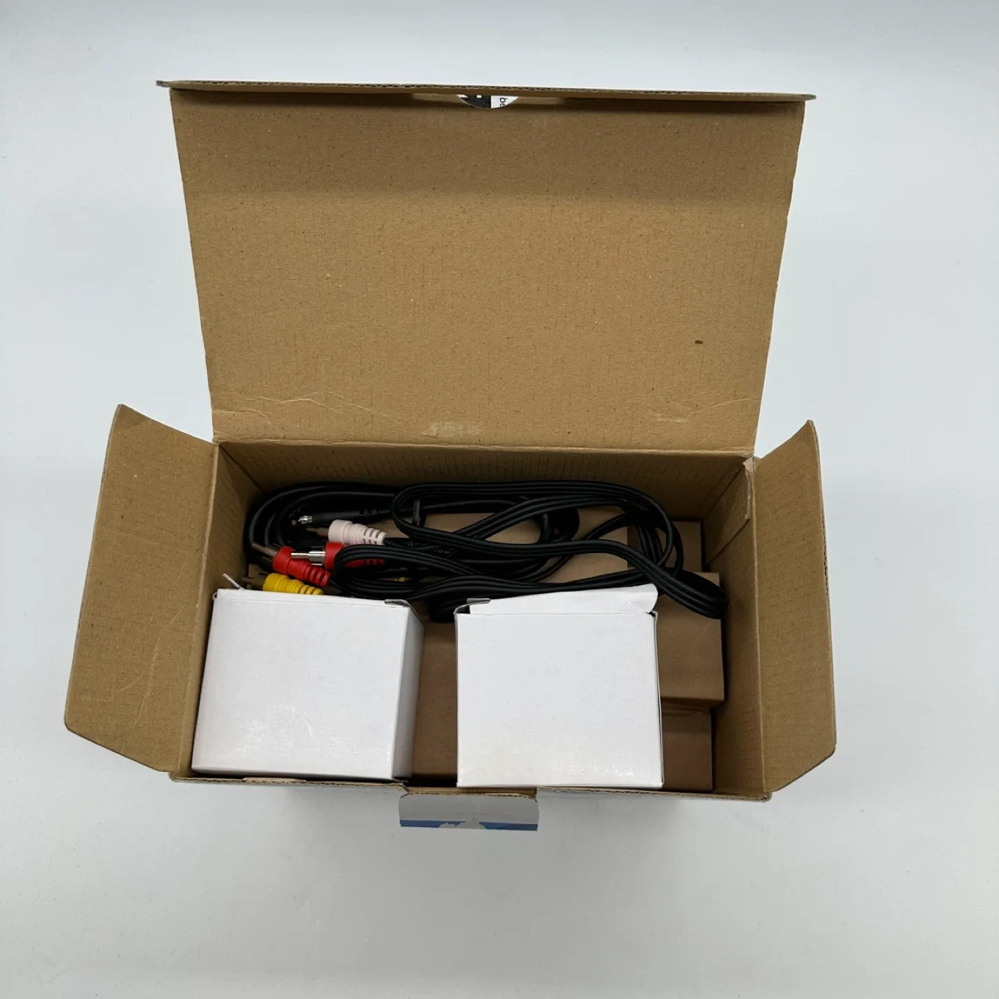 Lorex 2.4GHz Wireless Video Sender Model VS6367 image indicator(6)