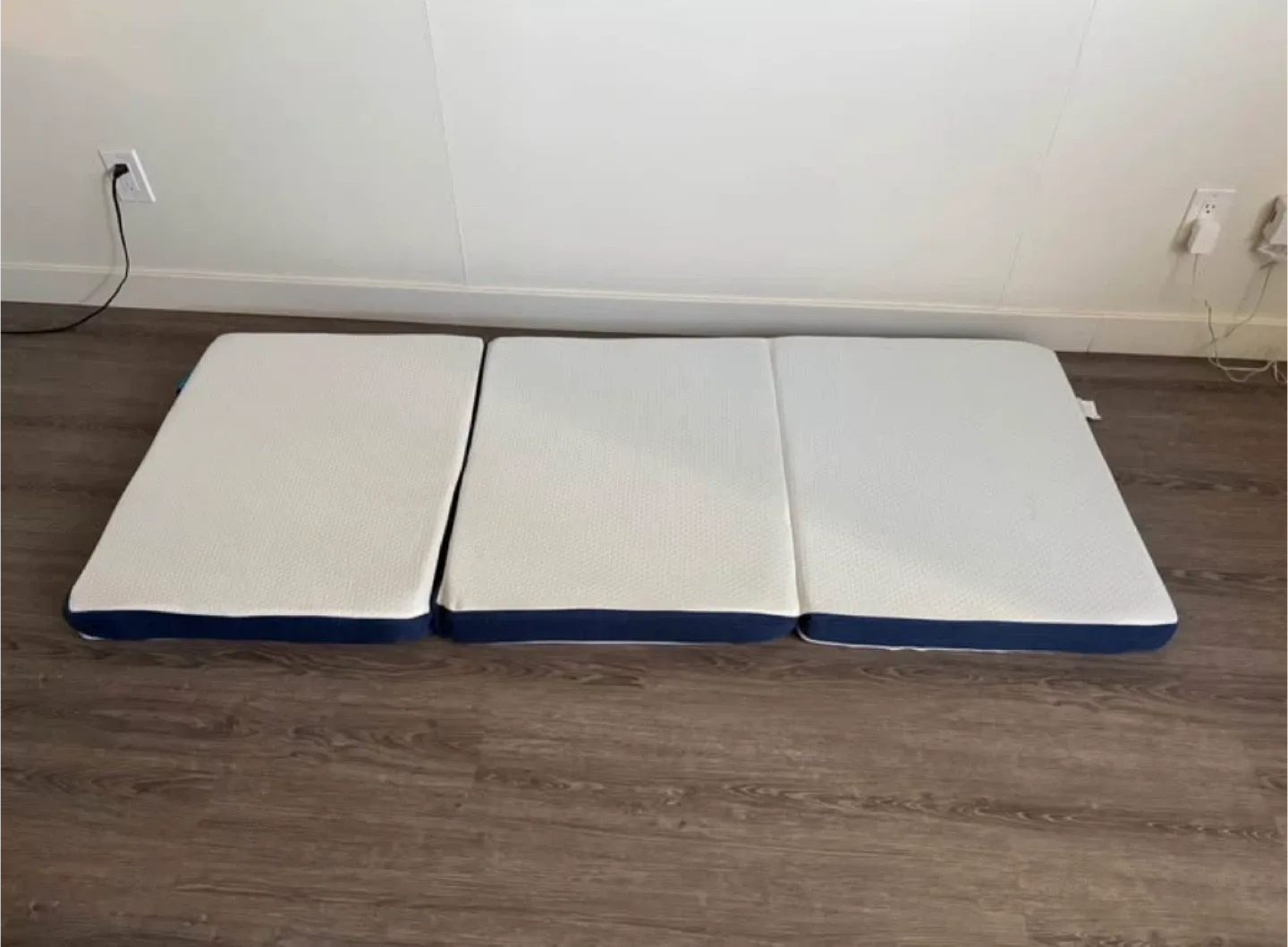 Folding Mattress - Blue & White
